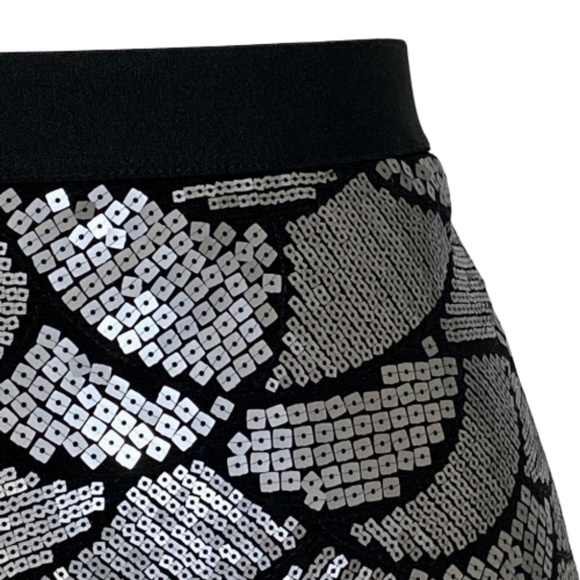 Chelsea & Violet Mini Skirt Black & Silver Sequin - Picture 2 of 3